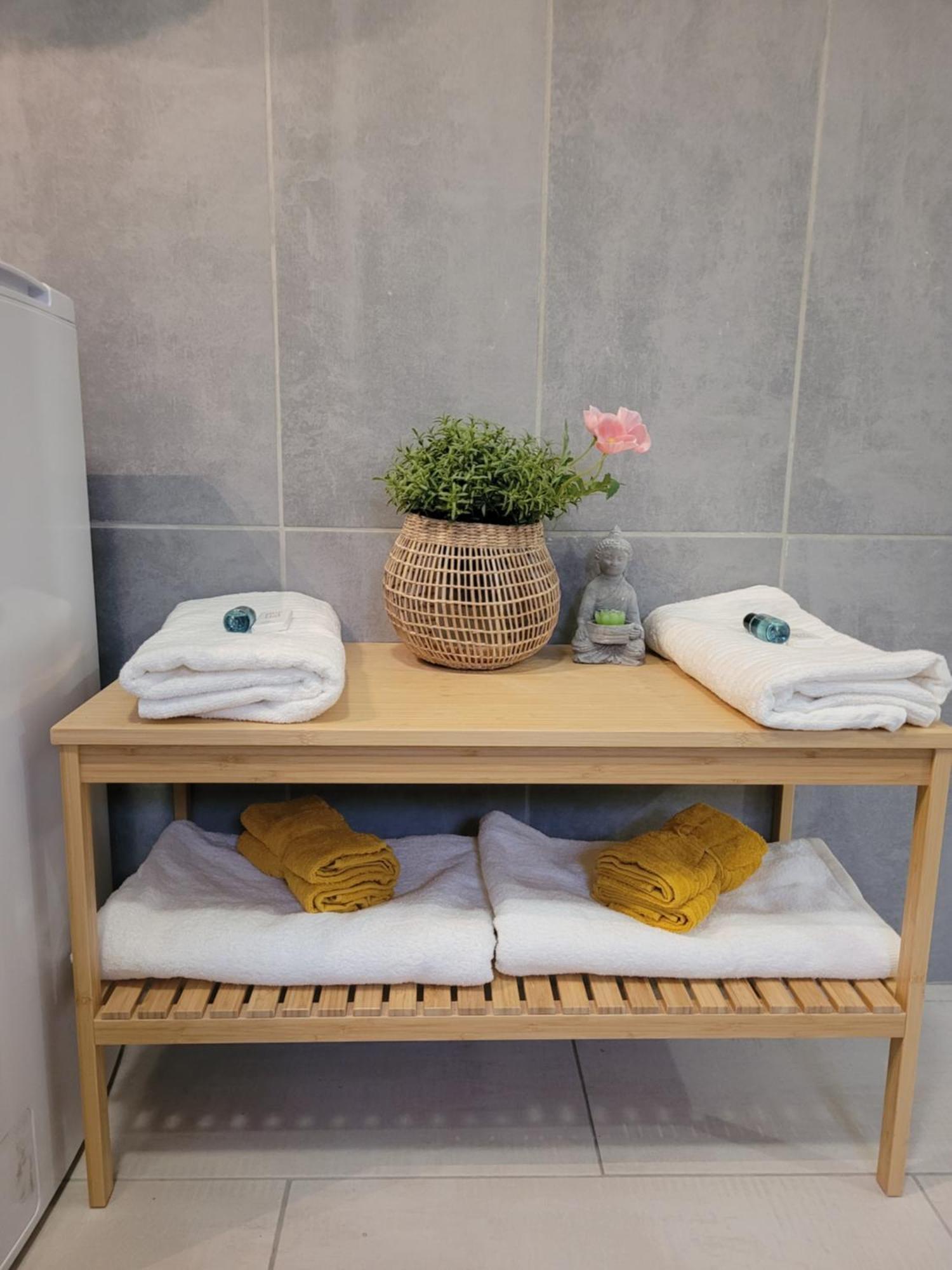 Cocooning House 204 Suite Green- Superb Studio Aeroport Paris Roissy Cdg, Parc Asterix, Chateau De Chantilly, Stade De France Survilliers Esterno foto